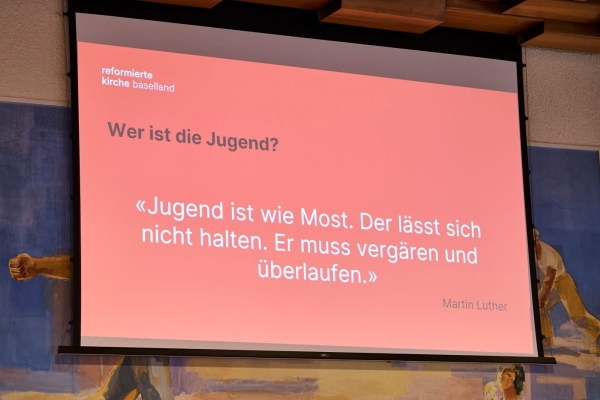 Powerpoint-Folie_Wer ist die Jugend